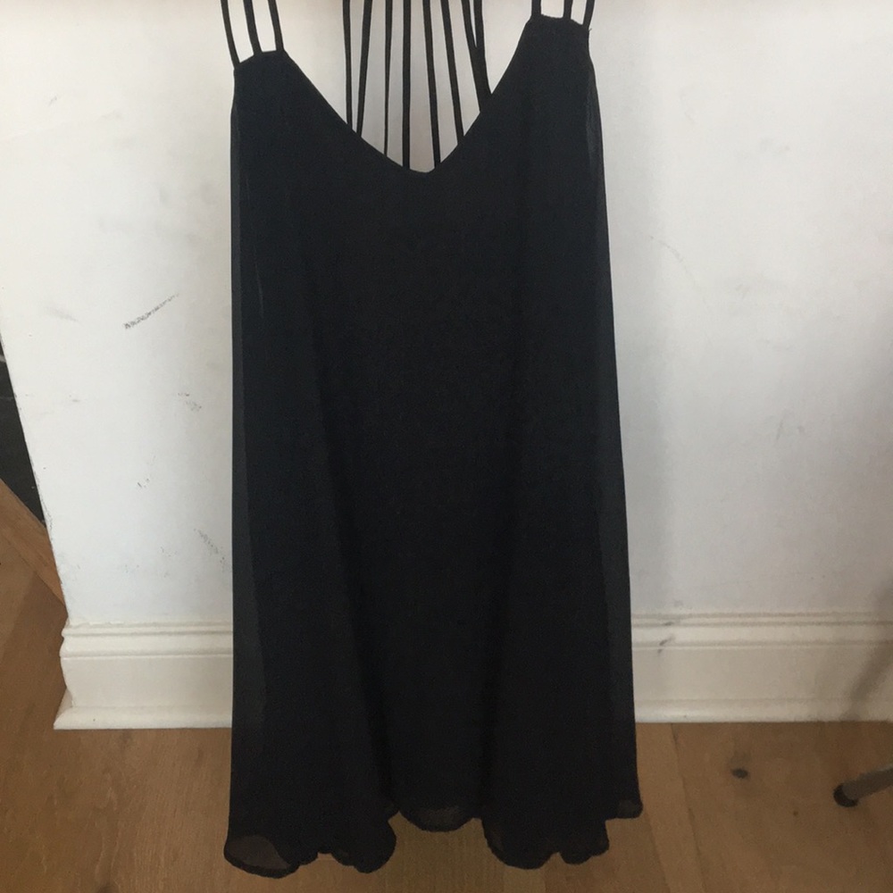 Black express shift dress